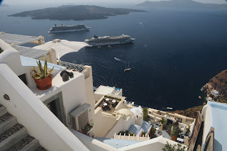 Andar per isole nel Mar Egeo: Santorini